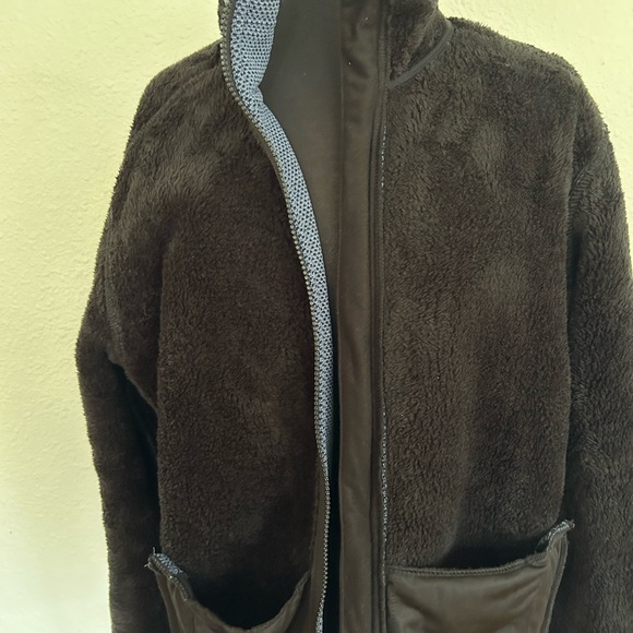 WINTER COAT - Picture 4 of 4